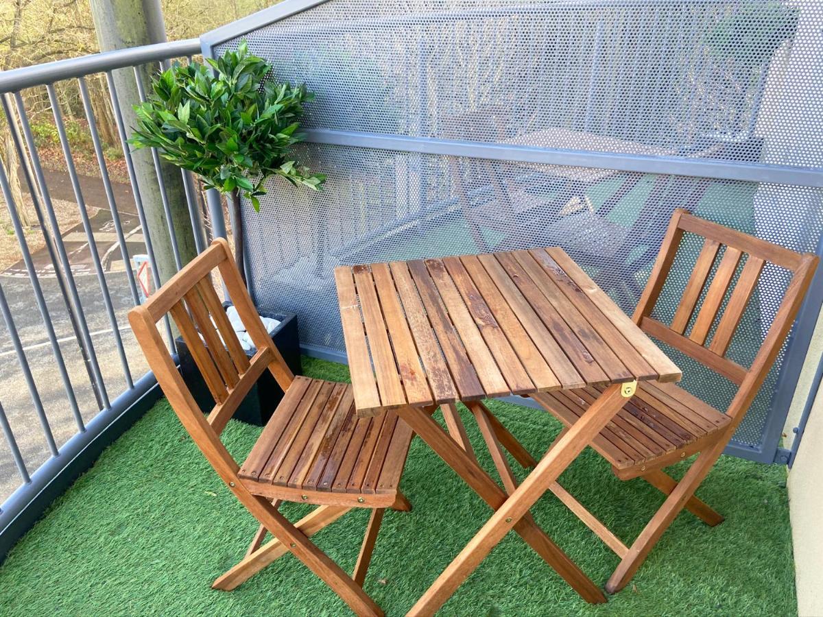 Urbanside Penthouse Apartamento Yeovil Exterior foto